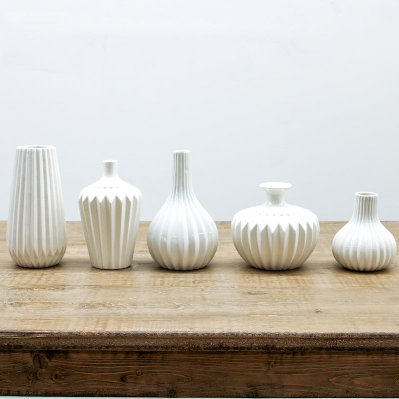9 Inch White Porcelian Accordion Long Neck Vase