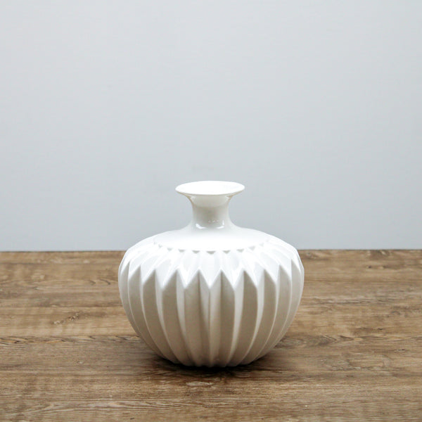6.25 Inch White Porcelian Accordion Vase