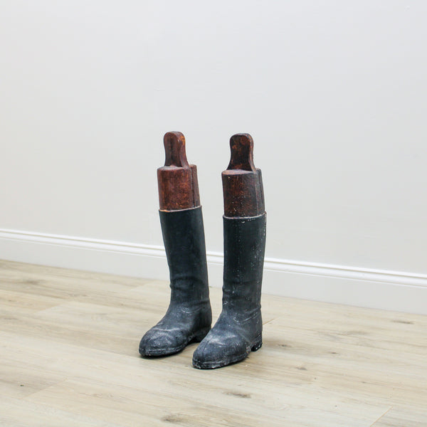 22.5 Inch Distressed Resin Pair of Riding Boots